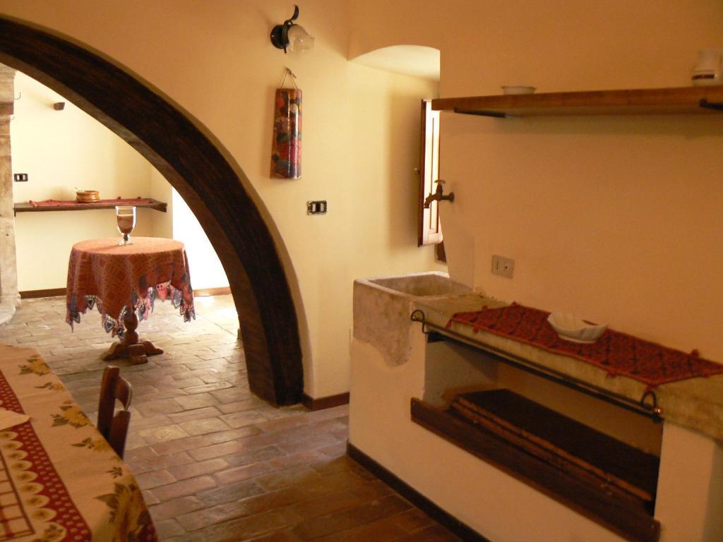 Residence Il Palazzo Santo Stefano Di Sessanio Zimmer foto